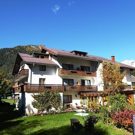 Hotel Gaestehaus Truskaller à Mallnitz Extérieur photo