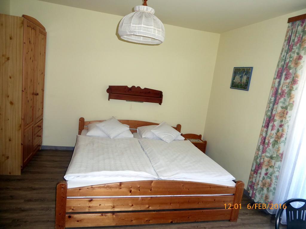 Hotel Gaestehaus Truskaller à Mallnitz Chambre photo