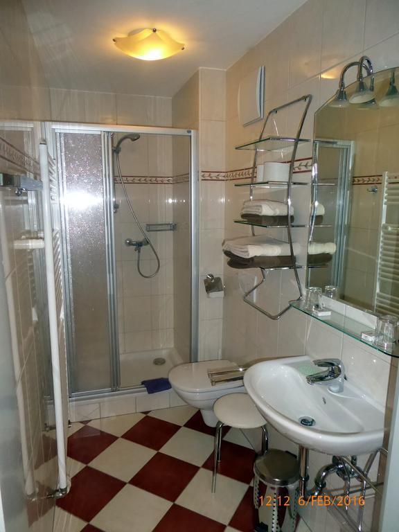 Hotel Gaestehaus Truskaller à Mallnitz Chambre photo
