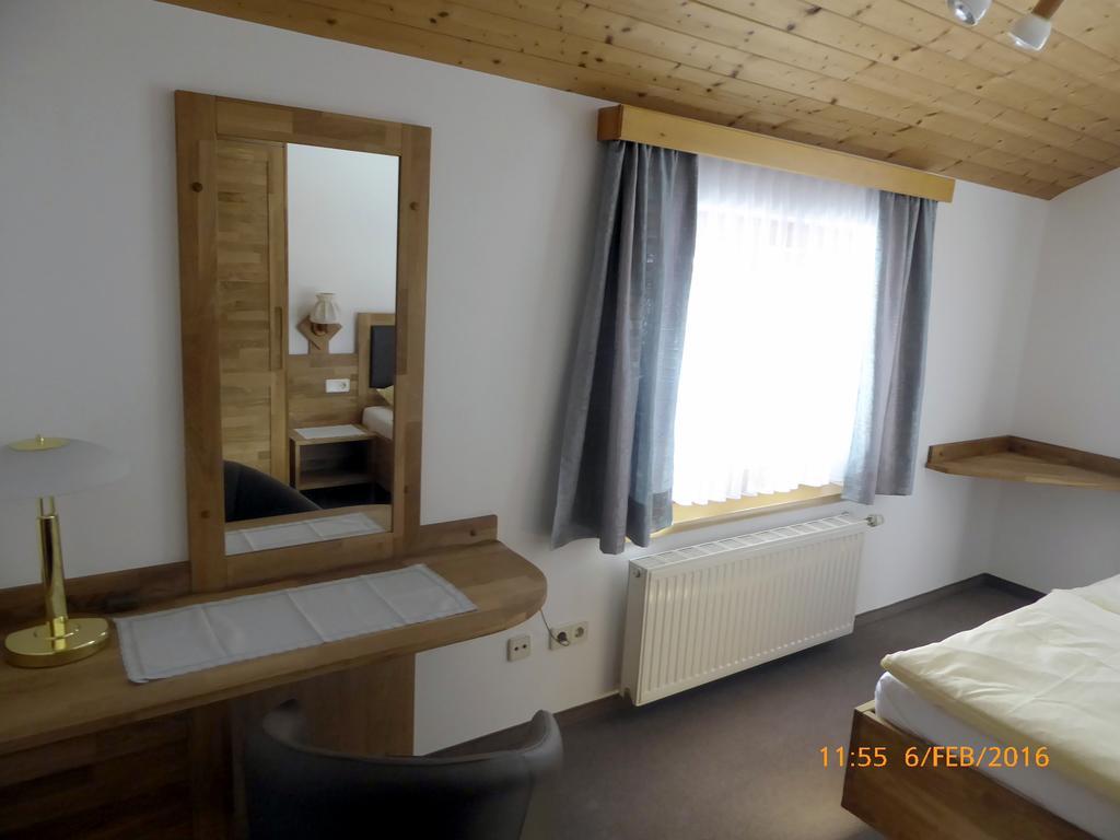 Hotel Gaestehaus Truskaller à Mallnitz Chambre photo