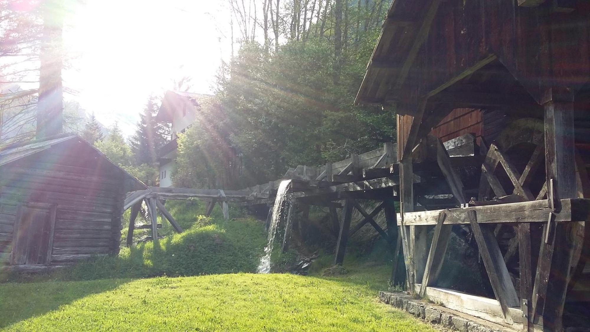 Hotel Gaestehaus Truskaller à Mallnitz Extérieur photo