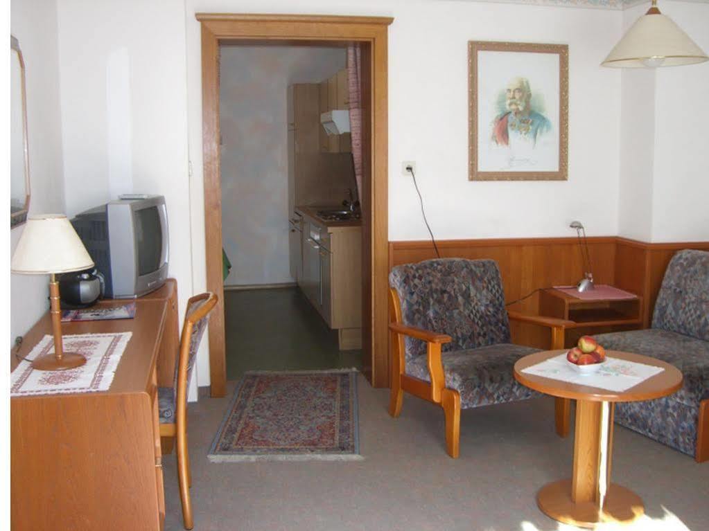 Hotel Gaestehaus Truskaller à Mallnitz Extérieur photo